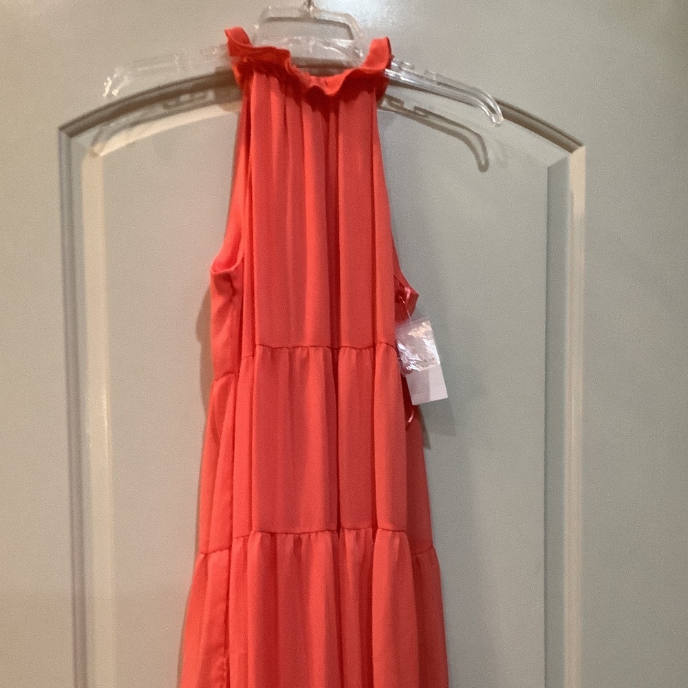 New with tags..Tahari Coral Dress  Size 2